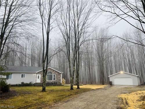 6453 Brandywine Dr, Andover, OH, 44003-9209 | Card Image