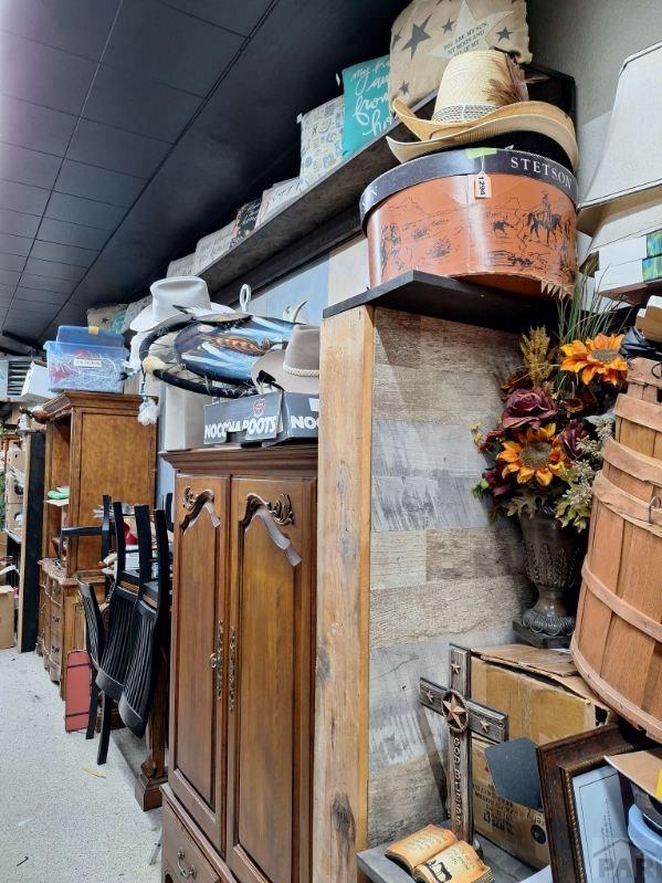 Commercial Sale in Springfield 3