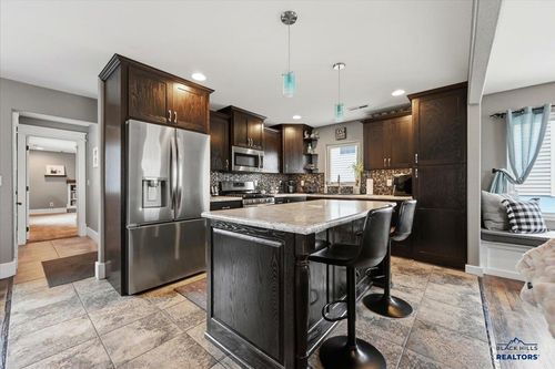 613 Saint Andrew St, Rapid City, SD, 57701-4639 | Card Image