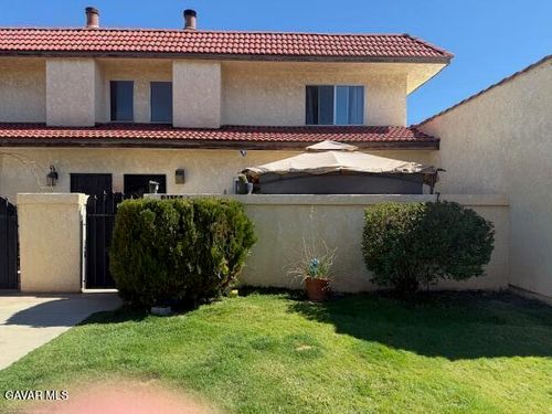 2110 El Domingo Cir, Lancaster, CA, 93536-5782 | Card Image