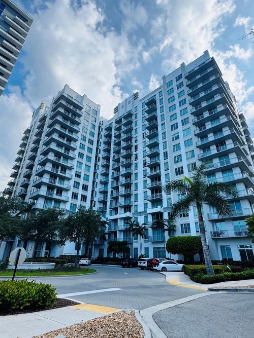 unit-702-300 S Australian Ave, West Palm Beach, FL, 33401-5091 | Card Image