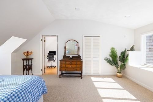 18 Moffat Rd, Waban, MA, 02468-1113 | Card Image