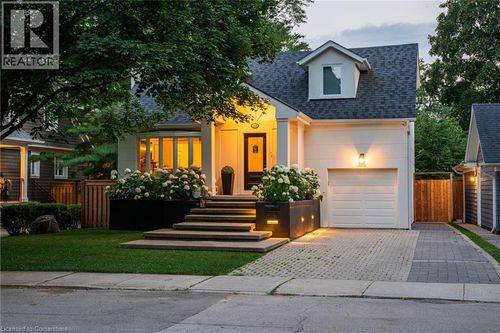 268 Douglas Ave, Oakville, ON, L6J3S4 | Card Image
