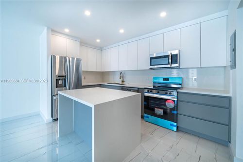 apt-1105-19380 Collins Ave, Sunny Isles Beach, FL, 33160-2285 | Card Image