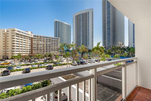 305-1849 S Ocean Dr, Hallandale Beach, FL, 33009-4969 | Card Image