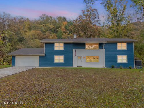 2690 High Valley Drive, Sevierville, TN, 37863 | Card Image