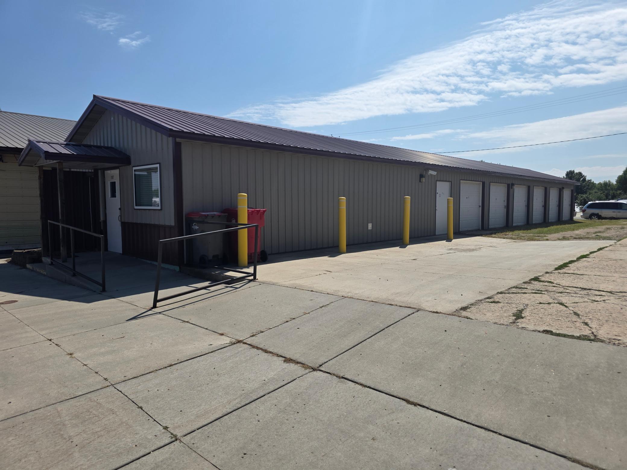 107 State St Nw, Evansville, MN 56326