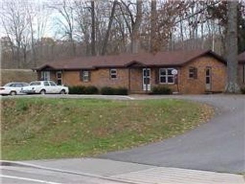 101 W Wilson St, Estill Springs, TN, 37330-3325 | Card Image