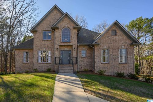 108 Cheshire Ln, Pelham, AL, 35124-2830 | Card Image