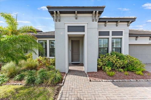 2024 Woodleaf Hammock Ct, Lakewood Ranch, FL, 34211-0507 | Card Image
