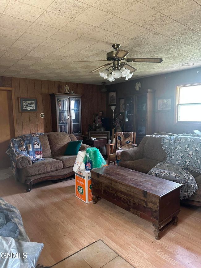10185 99 Th St Se, House other with 5 bedrooms, 3 bathrooms and null parking in Oakes ND | Image 13