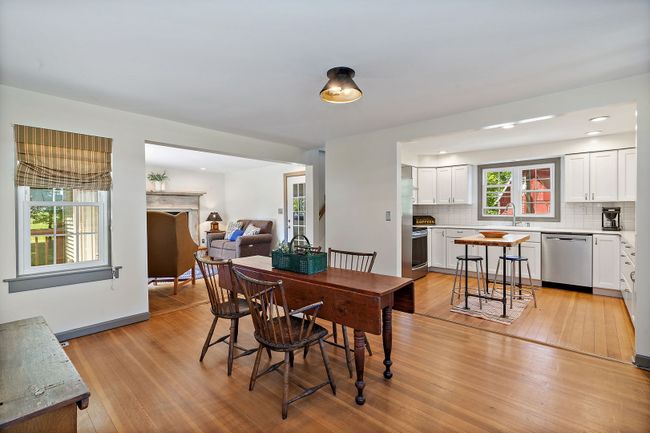 30789 5 Points Rd, House other with 3 bedrooms, 2 bathrooms and 6 parking in Kingston IL | Image 10