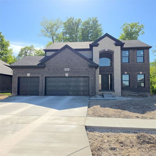 50351 Arcadia Dr, Macomb, MI, 48042-4208 | Card Image