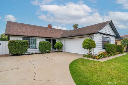 21122 Amberwick Ln, Huntington Beach, CA, 92646-7310 | Card Image