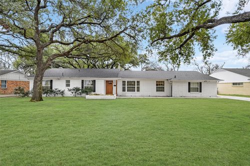 3028 Lavita Ln, Farmers Branch, TX, 75234-6423 | Card Image