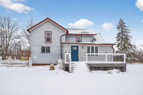 8751 W Canal Rd, Brockport, NY, 14420-2115 | Card Image