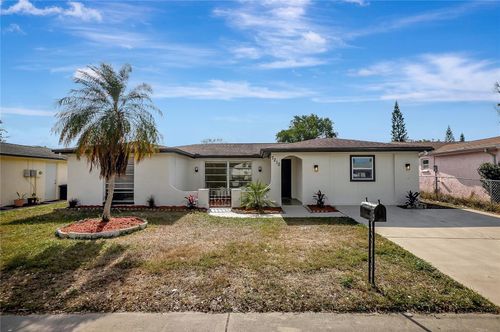 7210 Parrot Dr, PORT RICHEY, FL, 34668-3940 | Card Image