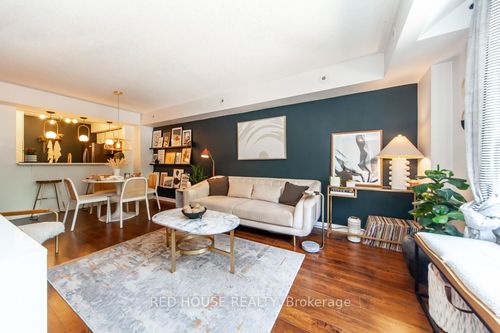 714-33 Canniff St, Toronto, ON, M5V3G1 | Card Image