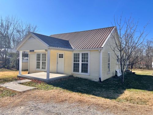 1936 N Dixie Ave, Cookeville, TN, 38501-1040 | Card Image