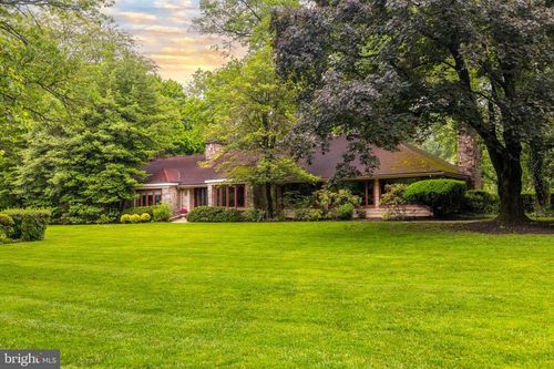 1255 Mill Rd, Meadowbrook, PA, 19046-2528 | Card Image