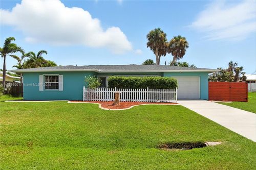 3030 Palm Dr, PUNTA GORDA, FL, 33950-3111 | Card Image