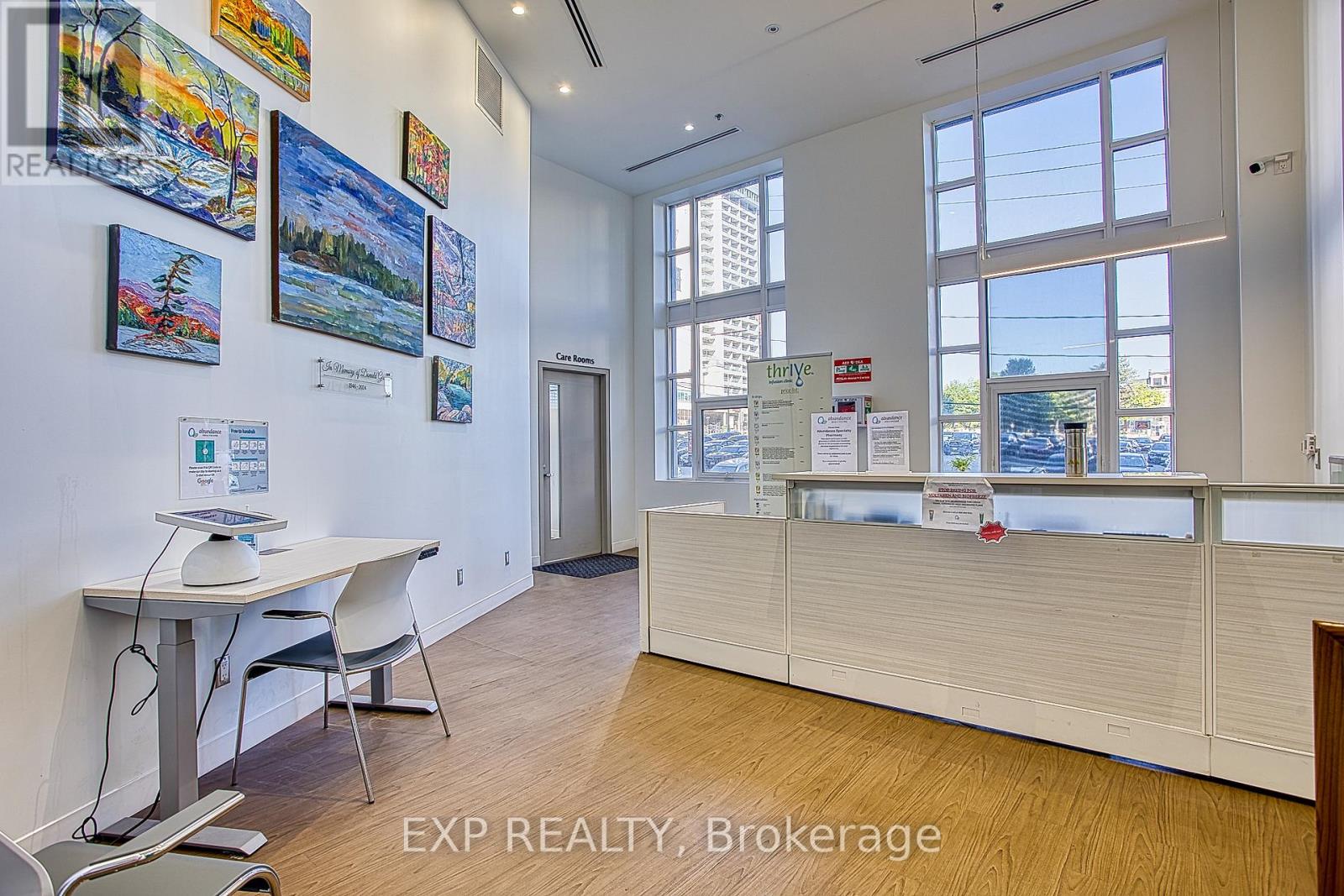 Commercial Lease in Hamilton (Central) 3