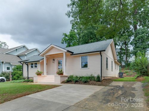 508 Seldon Dr, Charlotte, NC, 28216-5228 | Card Image