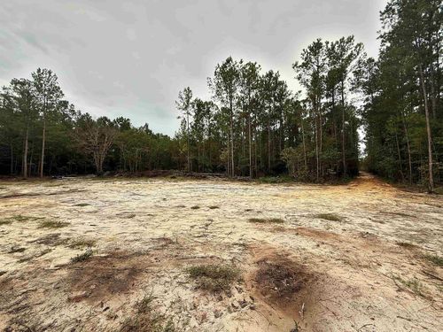 1682 Carriage Dr, Loris, SC, 29569-7928 | Card Image