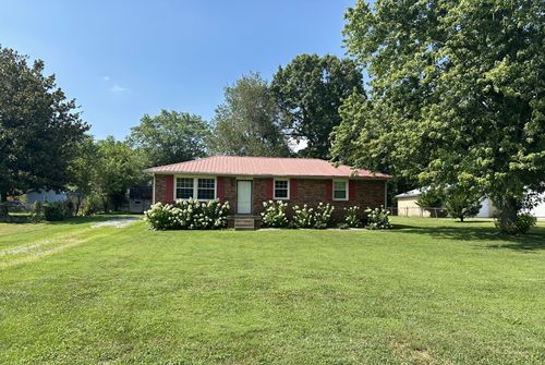 121 Highland Dr, White House, TN, 37188-9007 | Card Image