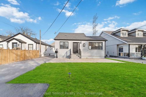 a-599 Beach Blvd, Hamilton, ON, L8H6X8 | Card Image