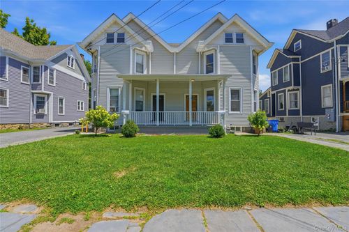 160 Washington Ave, Kingston, NY, 12401-4830 | Card Image