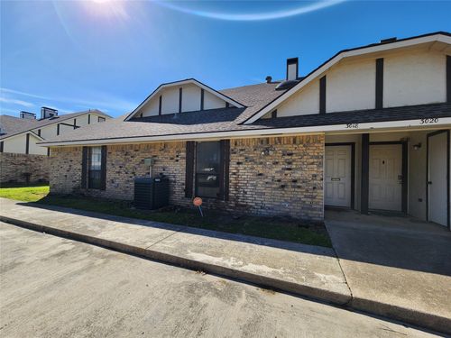 3016-3022 N Bell Ave, Denton, TX, 76209-1036 | Card Image
