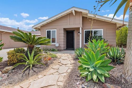 5139 Loma Verde, Oceanside, CA, 92056-6451 | Card Image