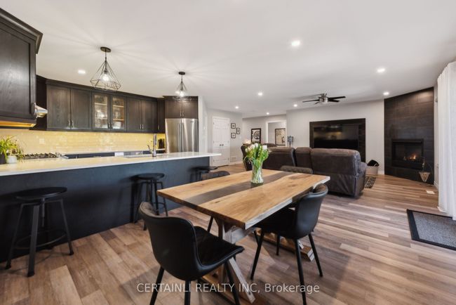 8924 Morris St, House other with 3 bedrooms, 3 bathrooms and 6 parking in Iona Station ON | Image 10