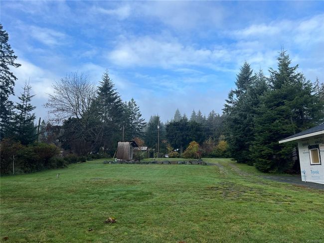 looking from garage to RV parking area/shed | Image 24