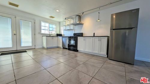 b-72404 Cactus Dr, Twentynine Palms, CA, 92277-2906 | Card Image