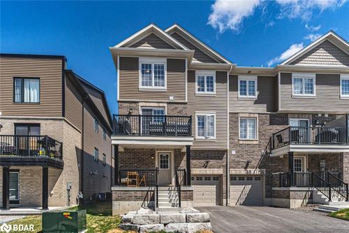 48 Hay Lane, Barrie, ON, L9J0T8 | Card Image