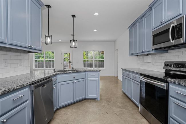 174 Cedar Hill Loop, House other with 3 bedrooms, 2 bathrooms and 2 parking in Lufkin TX | Image 12