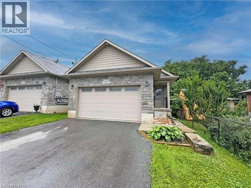 lower-343 Marlborough St, Brantford, ON, N3S4T9 | Card Image