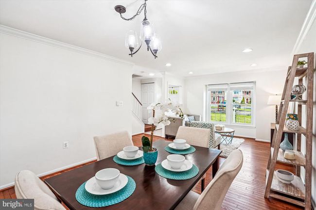 5521 Lakewhite Ct, Townhouse with 3 bedrooms, 4 bathrooms and null parking in FAIRFAX VA | Image 6