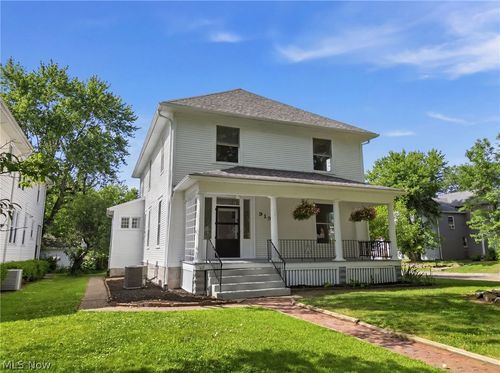 919 Sunset Ave, Zanesville, OH, 43701-3035 | Card Image