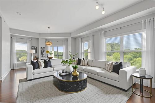 unit-743-200 River Vista Dr, Atlanta, GA, 30339-7626 | Card Image