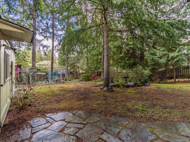 5515 Turner Rd, House other with 2 bedrooms, 1 bathrooms and 2 parking in Nanaimo BC | Image 37