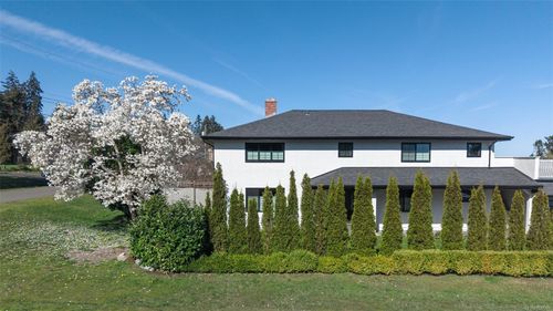 3830 Laurel Dr, Royston, BC, V0R2V0 | Card Image