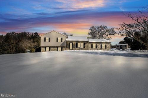 169 Covered Bridge Rd, ELIZABETHTOWN, PA, 17022-8979 | Card Image
