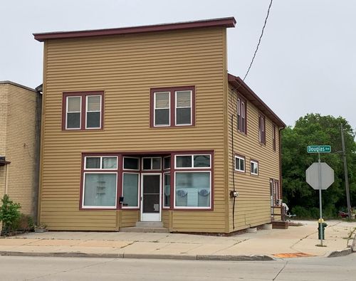 3401 Douglas Avenue, RACINE, WI, 53402 | Card Image