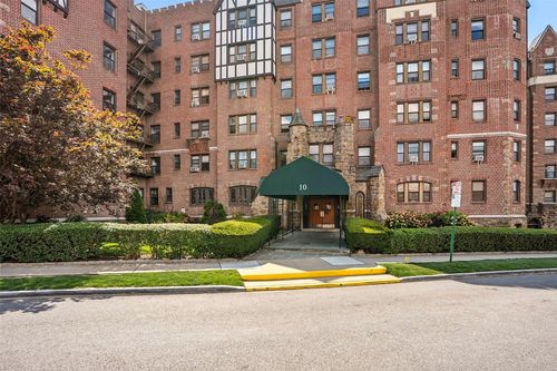 apt-4f-10 Nosband Ave, White Plains, NY, 10605-2053 | Card Image