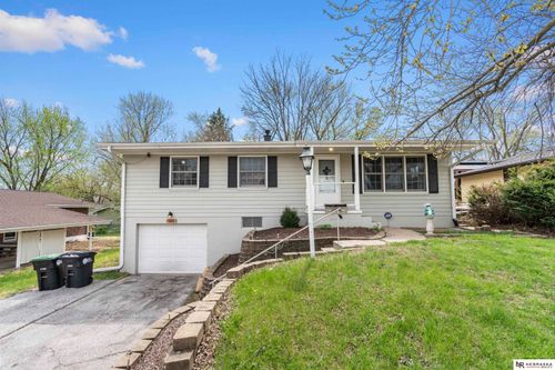 9481 Spencer Street, Omaha, NE, 68134 | Card Image