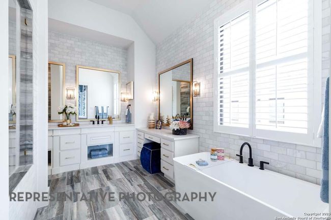 310 Cleveland, House other with 4 bedrooms, 5 bathrooms and null parking in New Braunfels TX | Image 22