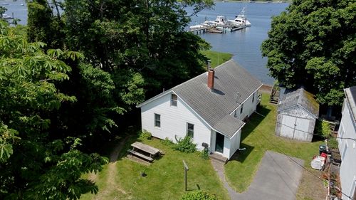r-66 Beach St, Warren, RI, 02885-4110 | Card Image